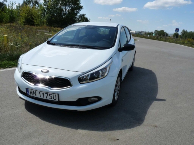 kia_ceed04
