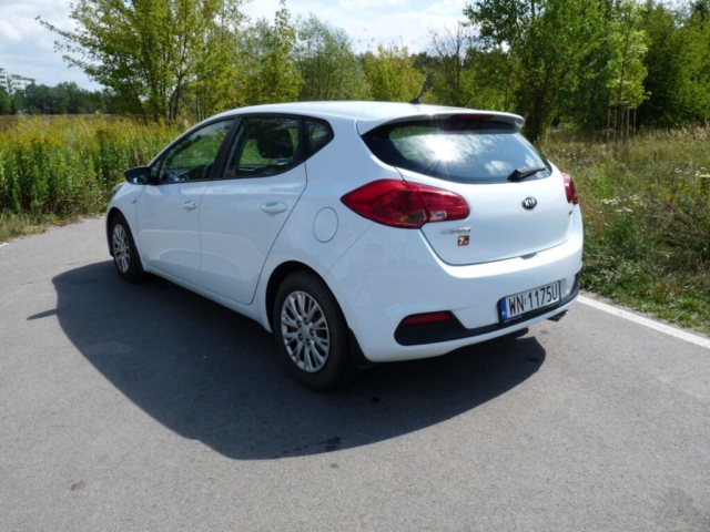 kia_ceed09